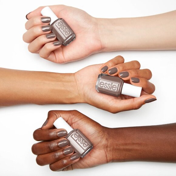 Essie CHINCHILLY #688 Nail Polish Lacquer - Picture 4 of 6